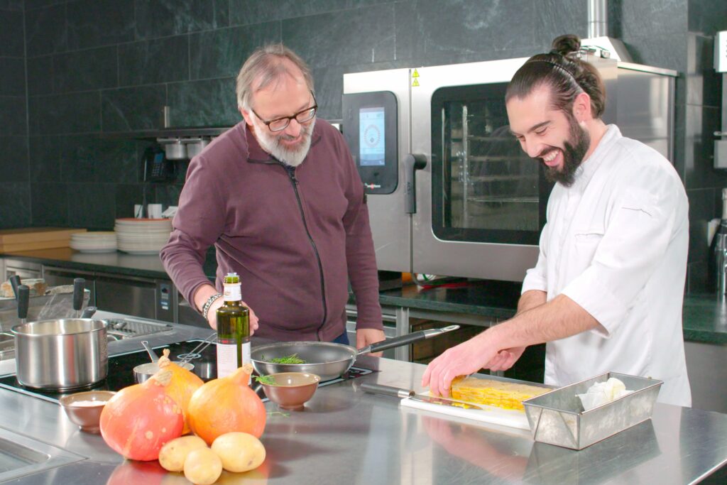 Corso di Cucina di Montagna di Norbert Niederkofler e Fabio Currelli su Acadèmia.tv