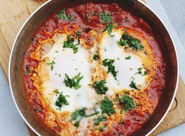 uova in purgatorio shakshuka