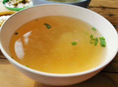 chiarificare il brodo con l'albume